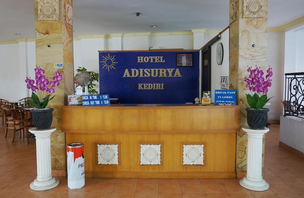 Adisurya Hotel Kediri  Eksteriør billede